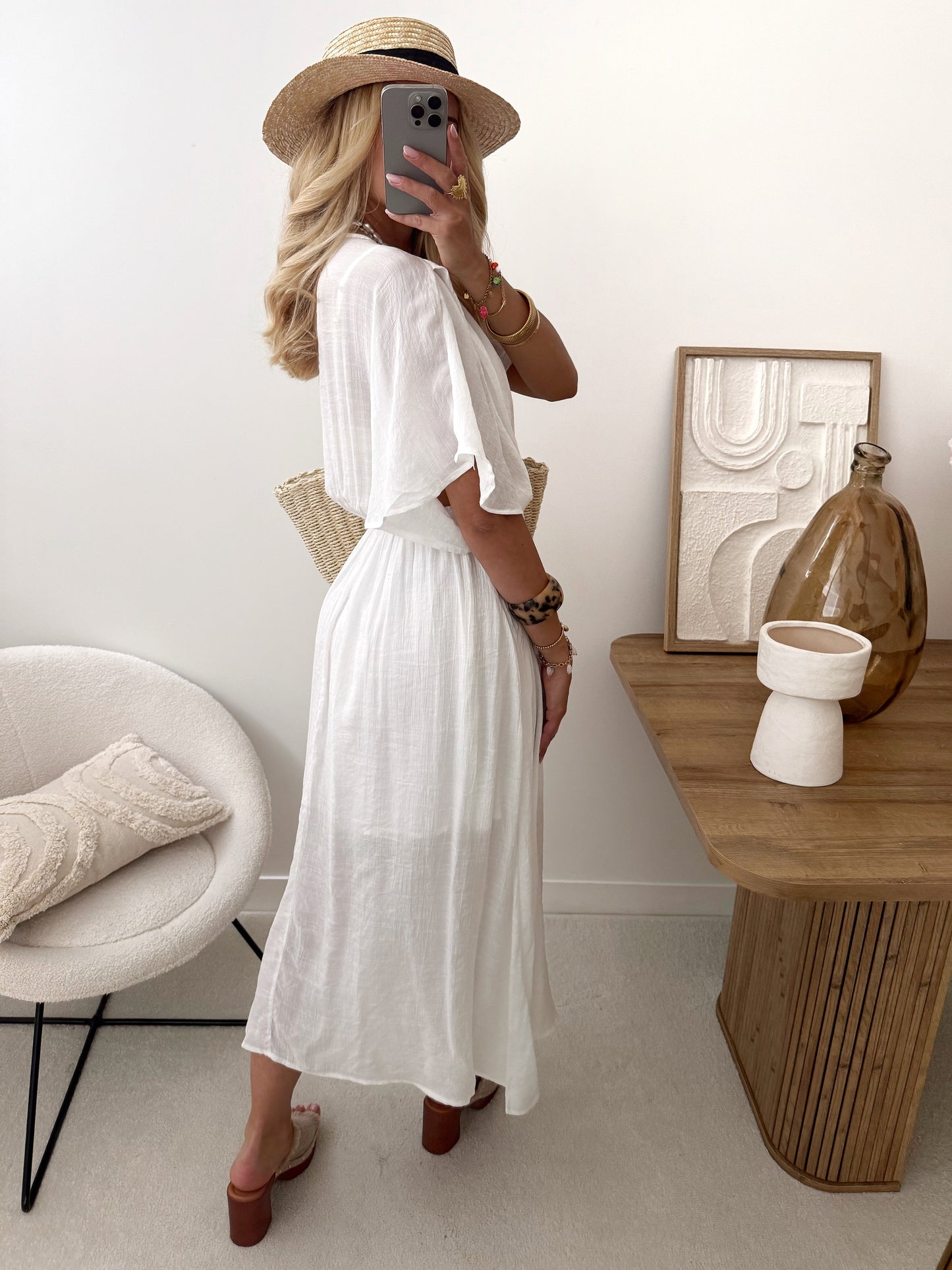 Abito midi con scollo a V profondo MIRA - Bianco