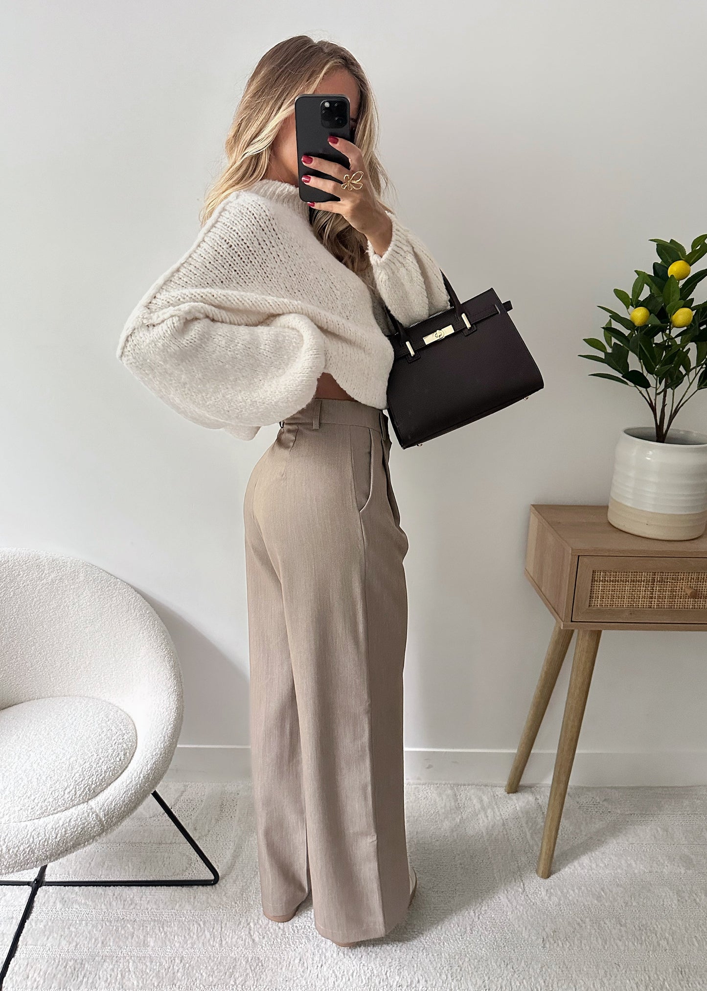 Pantaloni sartoriali oversize beige SERNIA